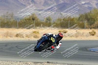 media/Jan-09-2022-SoCal Trackdays (Sun) [[2b1fec8404]]/Turn 6 (1035am)/